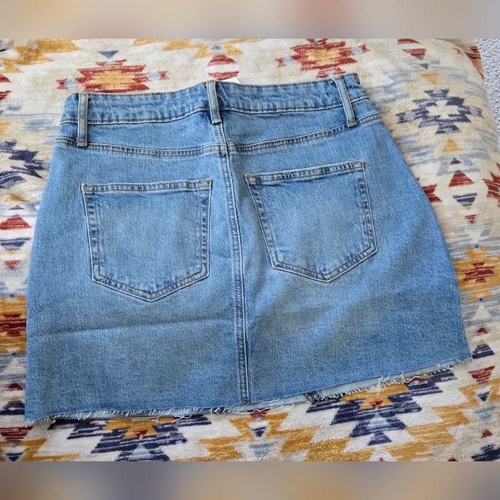 The Drop Arhaan Denim Mini
Skirt #1204 - Picture 3 of 8